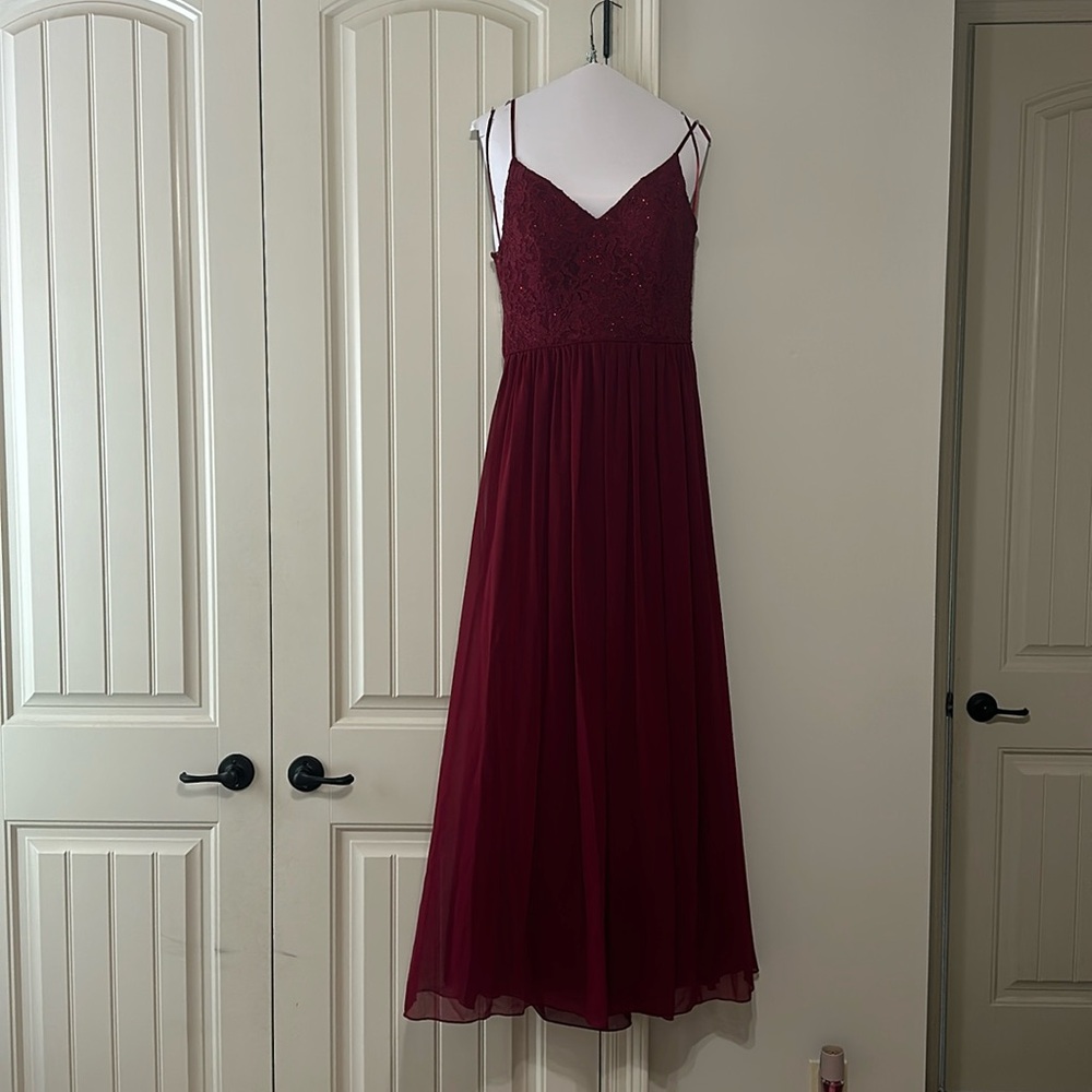 David’s Bridal Wine colored formal. Size 16 only worn once
